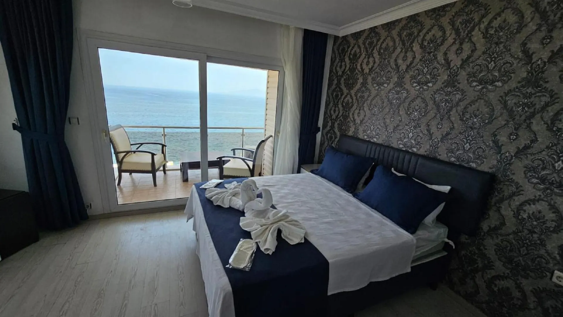Yenifoca Ersan Hotel  福卡