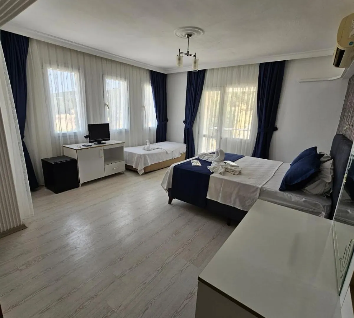 Yenifoca Ersan Hotel 3*, 福卡 土耳其