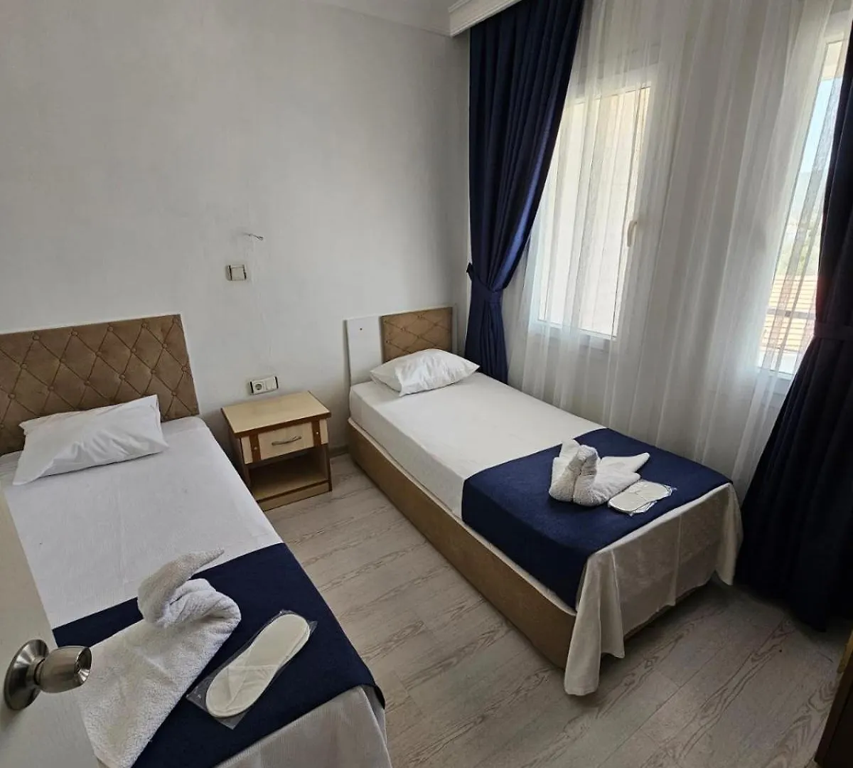 ***  Yenifoca Ersan Hotel Turquia