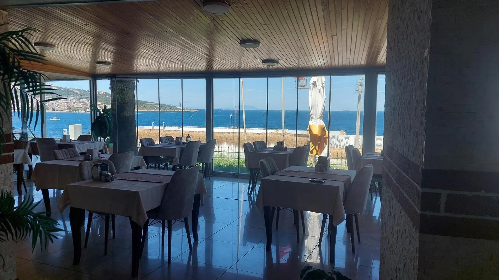 Yenifoca Ersan Hotel  福卡