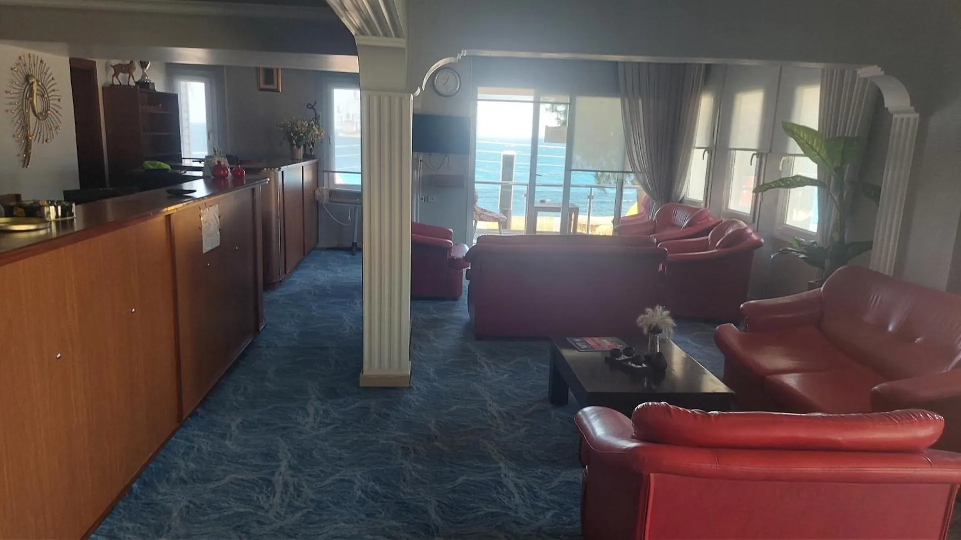 ***  Yenifoca Ersan Hotel 土耳其